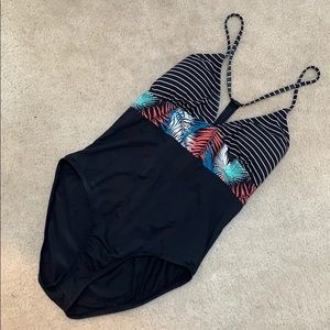Carve Designs bathing suit one piece swim suit M
